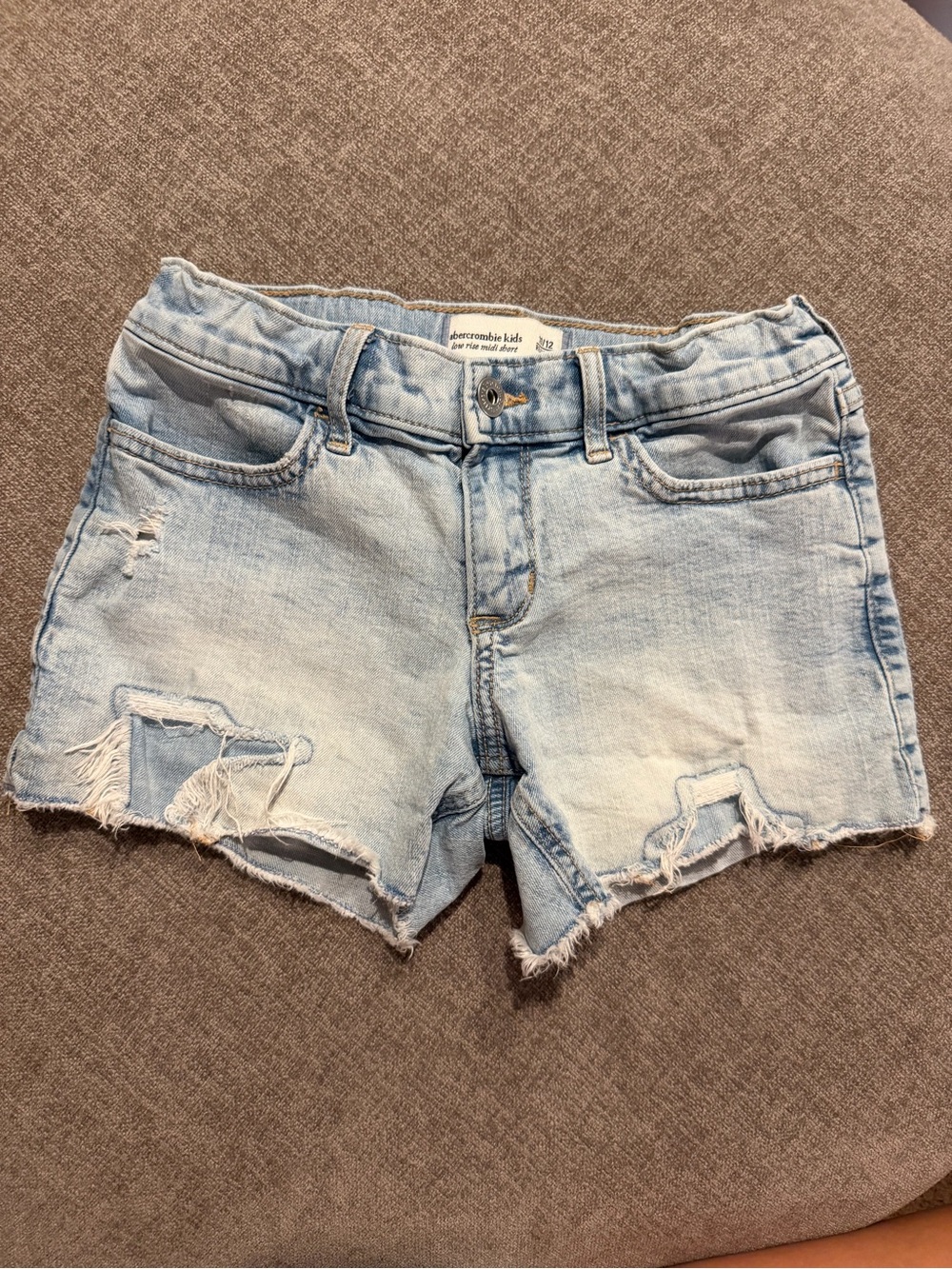 Abercrombie Kids Low Rise Midi Shorts